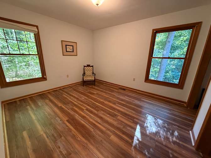 Furnished or Unfurnished Room + Private Bath in Beautiful Riceville Forest