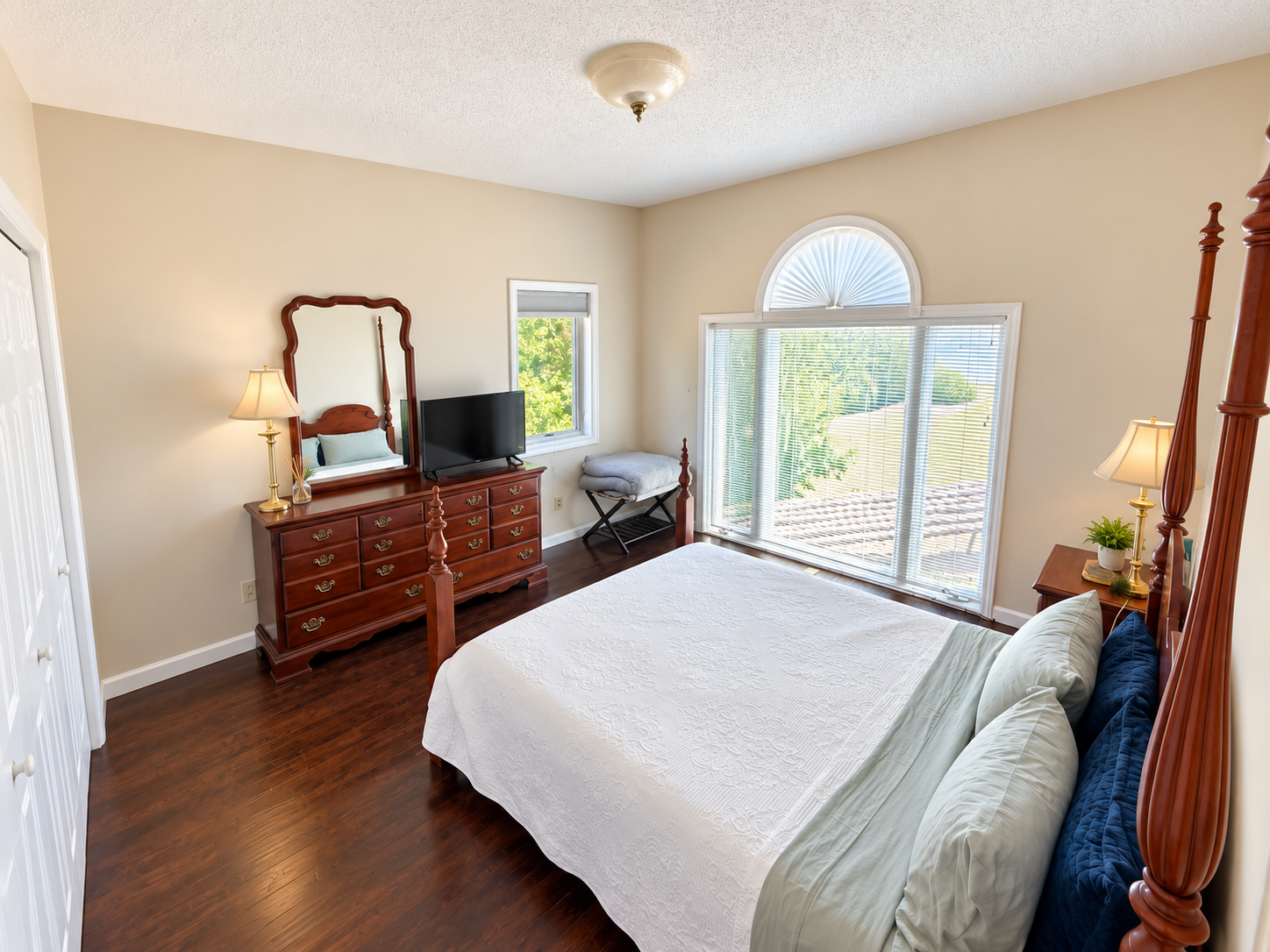 Furnished Private Room