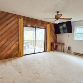 Cozy 3 Bed 1 Bath Ten Minutes to Weaverville